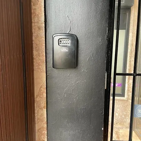 Apartamento Carbo Y Garaje ,