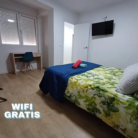Carbo Y Garaje , דירה *
